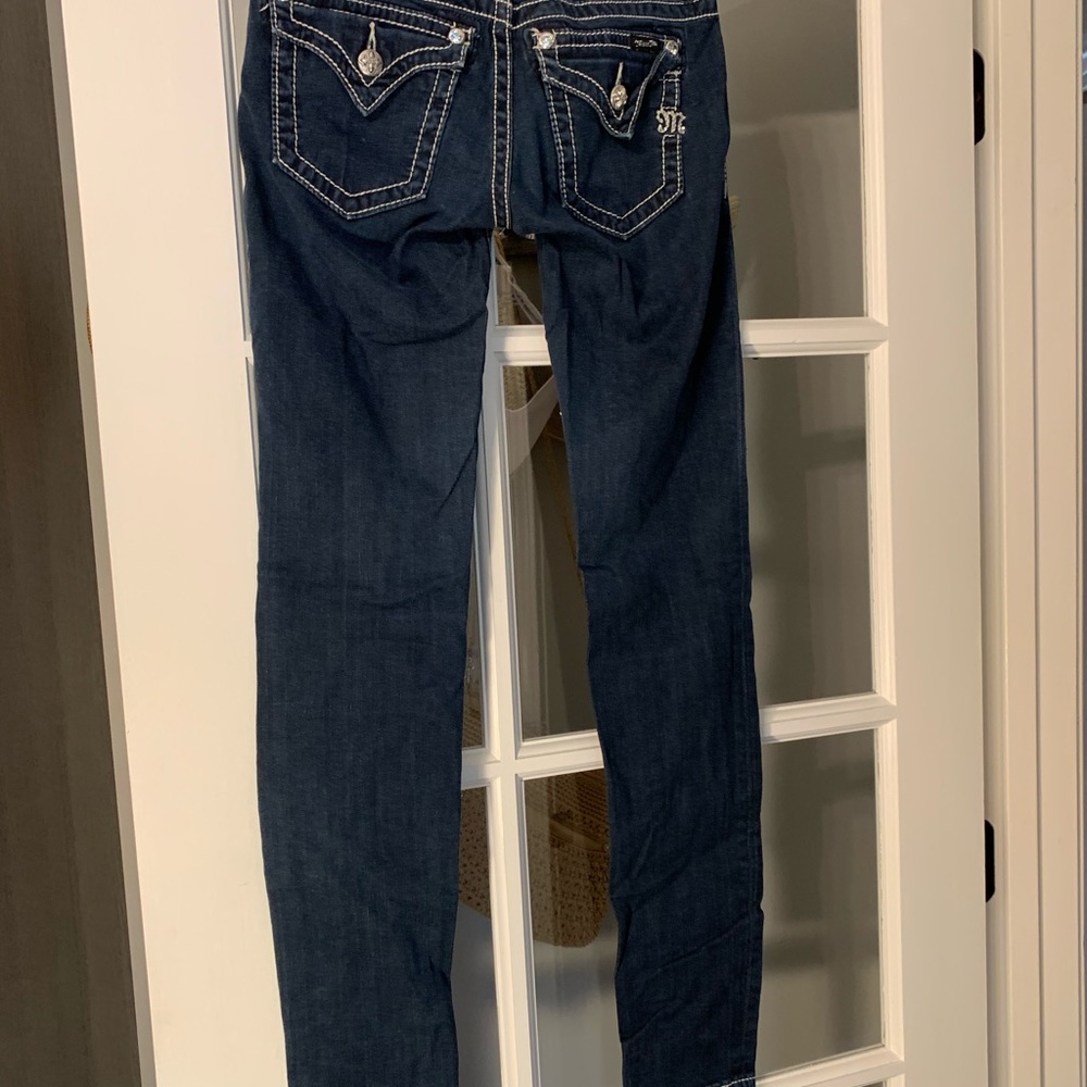 Jeans - Picture 2 of 3